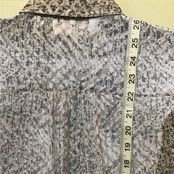 Sheer Chiffon Animal Print Button Up Blouse Elastic Waist Flowy Casual Office - Picture 10 of 11